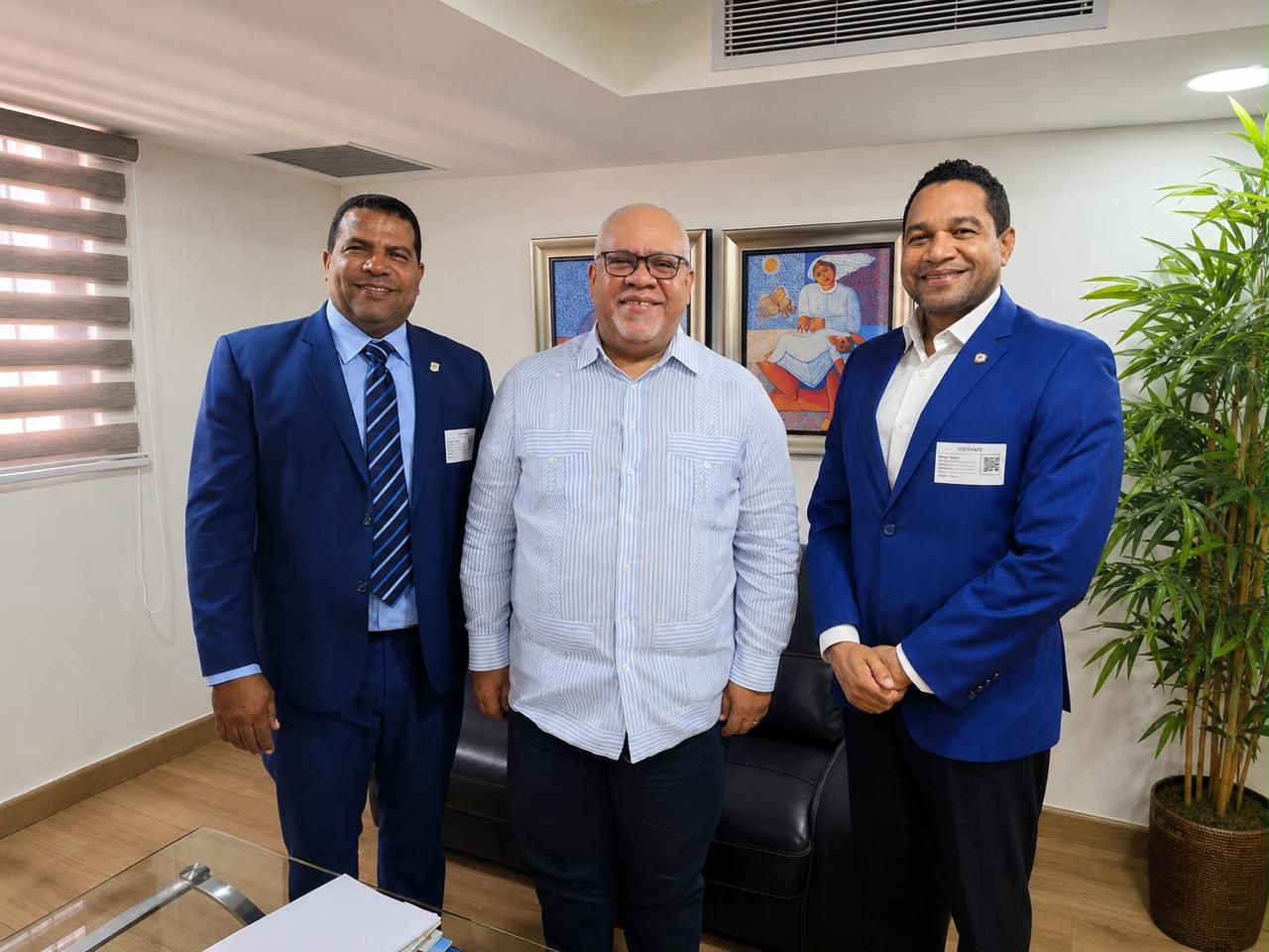 Director general Promipyme recibe visita de cortesía